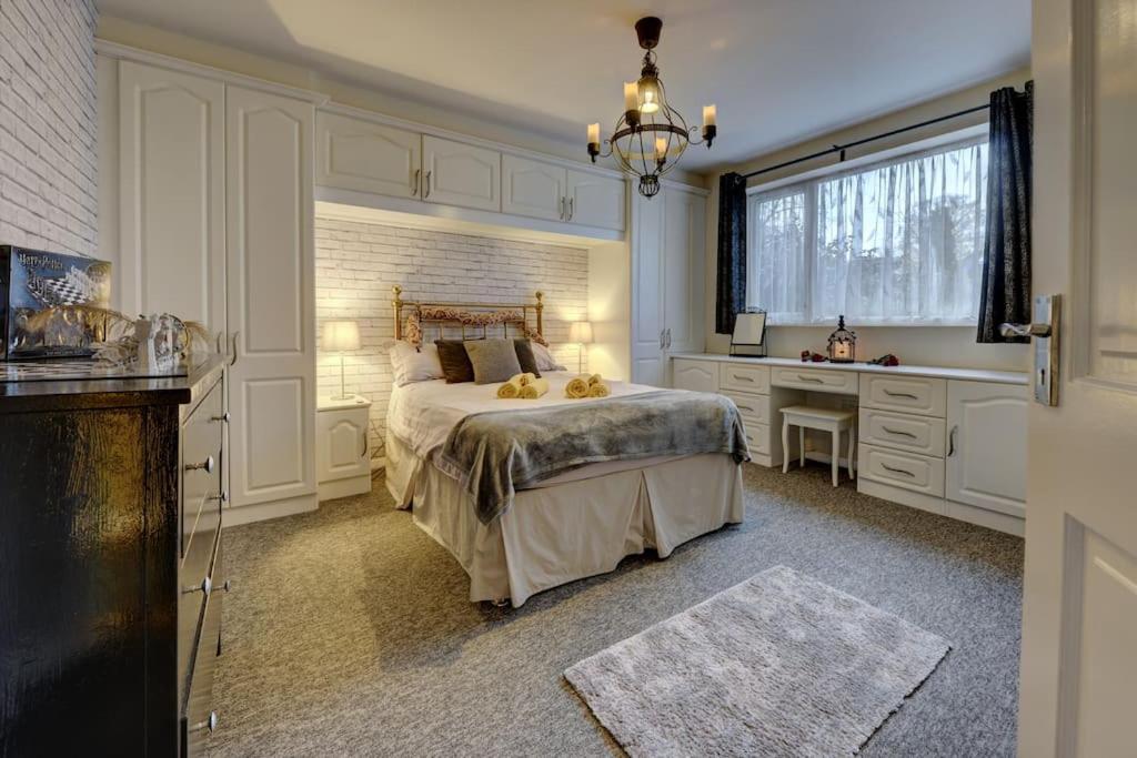 Harry'S House Apartment Watford  Exterior photo