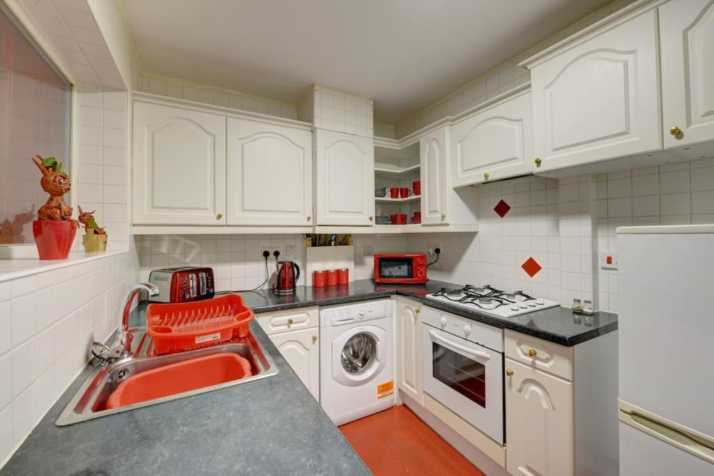 Harry'S House Apartment Watford  Exterior photo