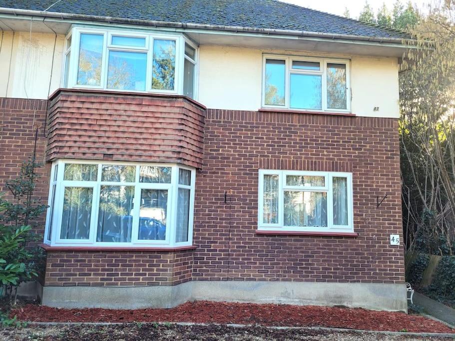 Harry'S House Apartment Watford  Exterior photo